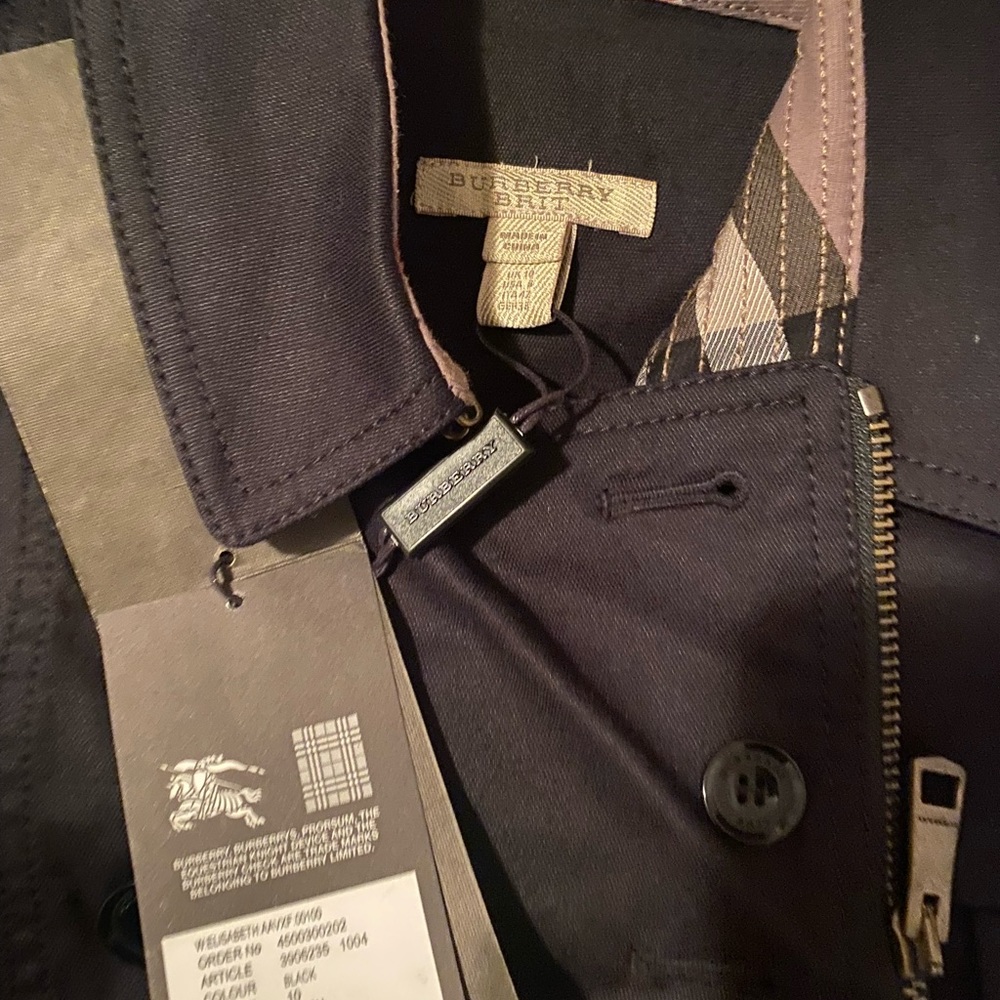 Burberry Trench Dress Sleeveless - Picture 5 of 5